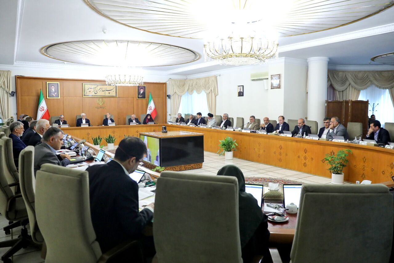 نماینده مجلس: کارشکنی در مسیر اجرای برنامه‌های دولت، بازی در زمین دشمن است