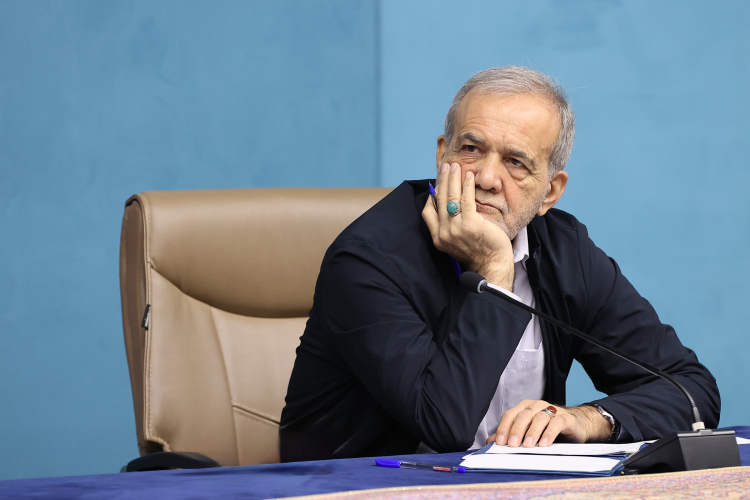 پزشکیان: فضای روابط خارجی برای فعالان اقتصادی مساعد است