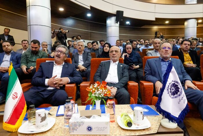 نماینده مجلس: کمیسیون تلفیق بودجه مجلس شورای اسلامی حمایت از تولید را در دستور کار دارد