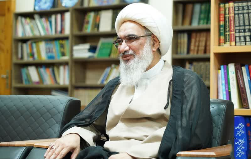 صفایی بوشهری: راه شهدا، مسیر عزت، تعالی و رستگاری جامعه اسلامی است