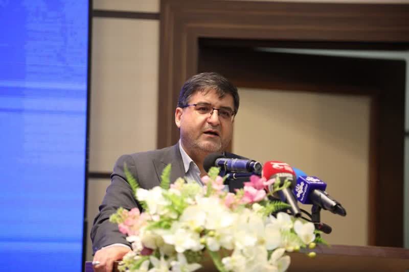 استاندار: تولید کنندگان برای تولید،اشتغال و سرمایه‌گذاری درچهارمحال و بختیاری تلاش می‌کنند