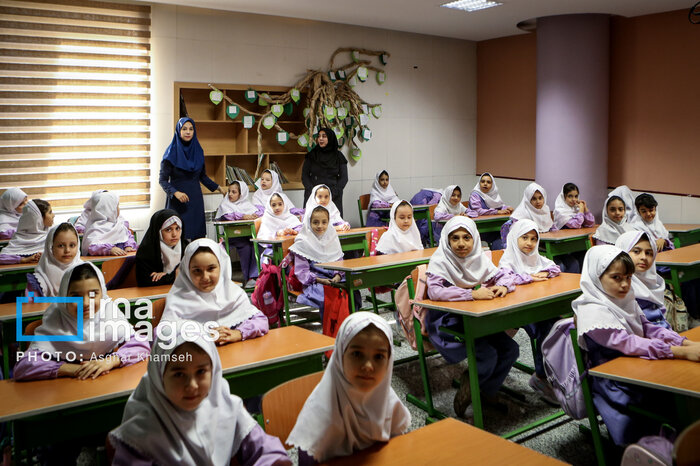 لبخند کلاس اولی؛ گامی مطمئن با حمایت والدین