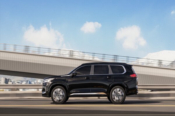 XTRIM QX : رانندگی بیمرز، بازتعریف استاندارد جدید SUV های لوکس چهارچرخ محرک