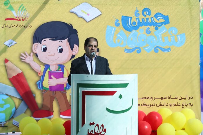 امام جمعه یزد: تحصیل علم و شکرگزاری، نخستین گام در مسیر موفقیت است