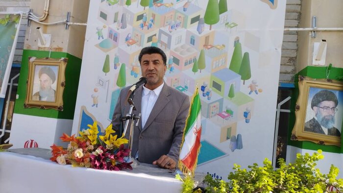 افزون بر ۱۳ هزار دانش آموز دهلرانی راهی کلاسهای درس شدند