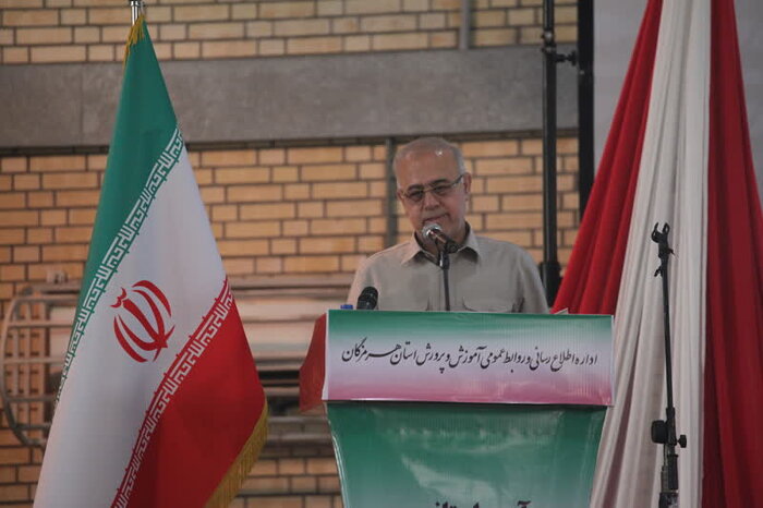 آغاز سال تحصیلی در هرمزگان با هدیه ۱۳۵ مدرسه جدید به دانشآموزان