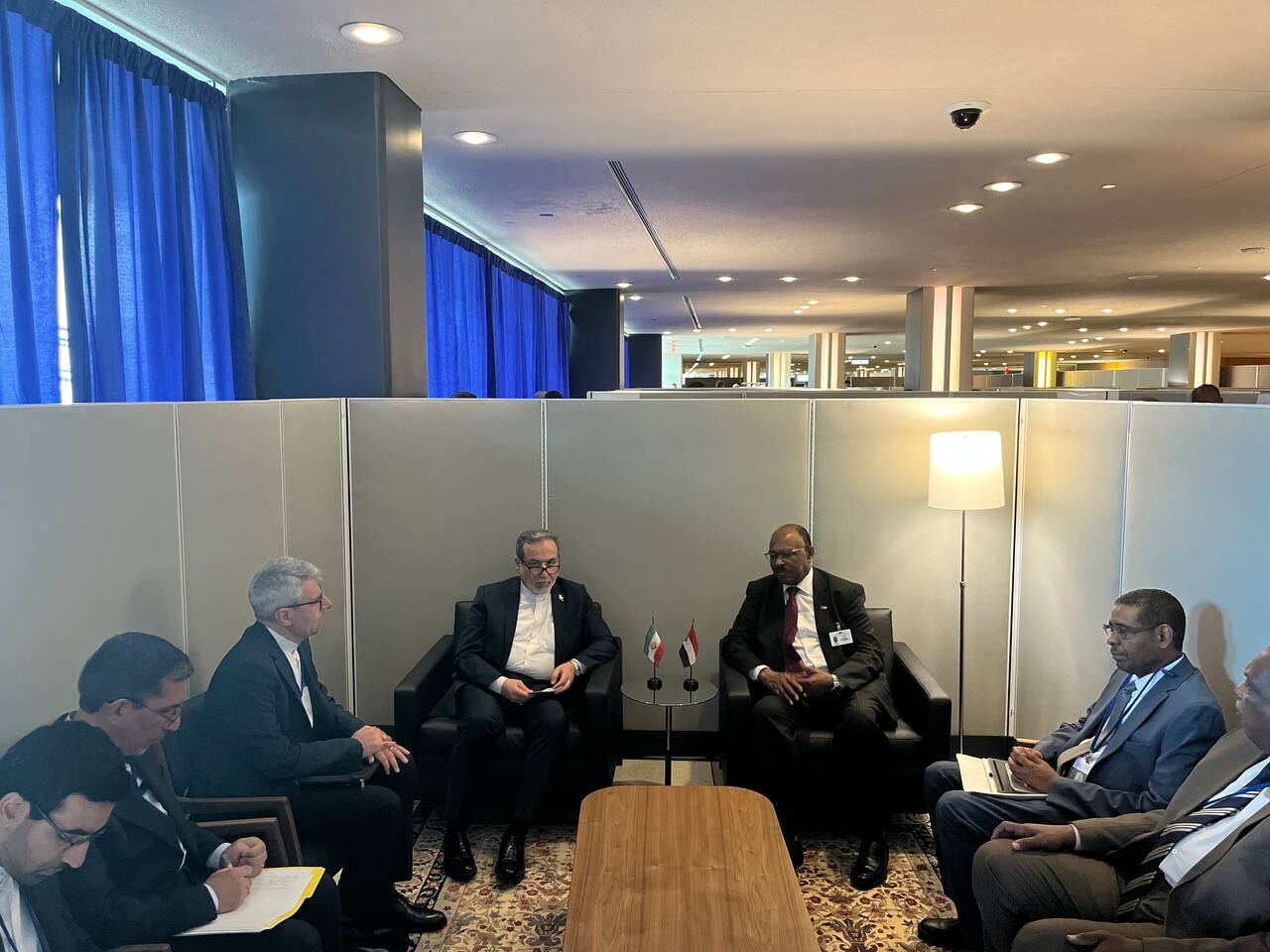 ايران والسودان يؤكدان أهمية تعزيز الوحدة والتعاون بين الدول الإسلامية لمواجهة التهديدات والتحديات المشتركة