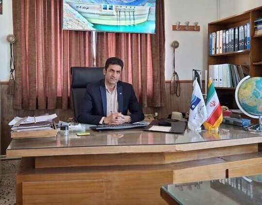 تراز سد زایندهرود ۷ متر پایین رفت