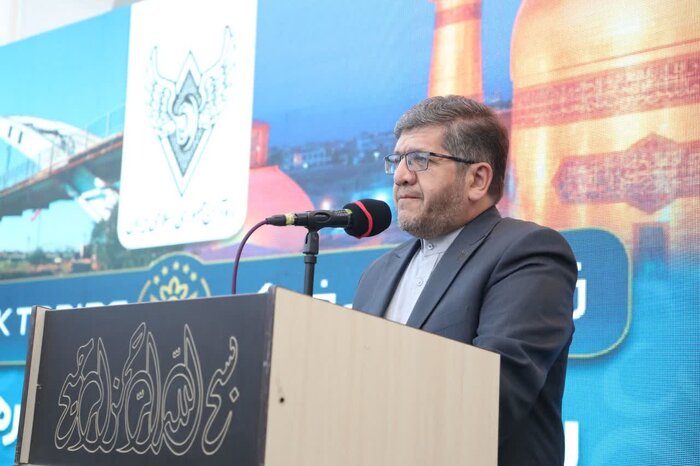 قطار پنج ستاره اهواز- خرمشهر به مشهد به بهرهبرداری رسید