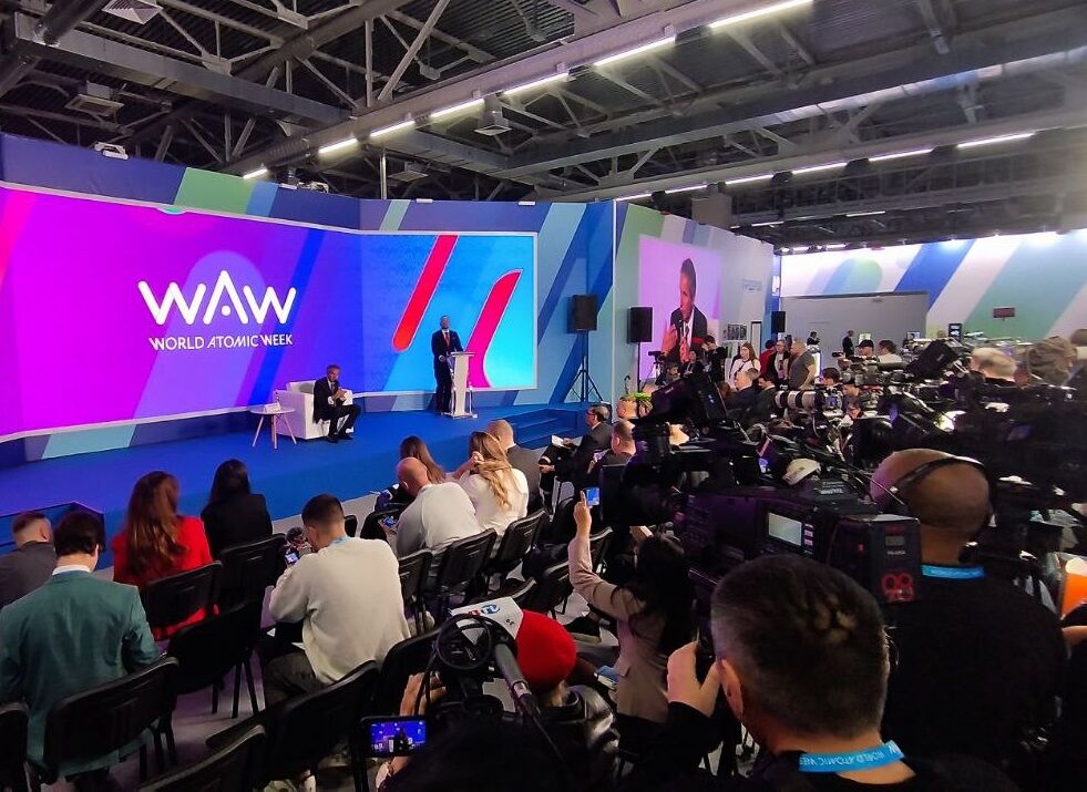 اعتراف گروسی در مسکو: عدم بازرسی آژانس اتمی از اسرائیل، غیرمنصفانه است اعتراف گروسی در مسکو: عدم بازرسی آژانس اتمی از اسرائیل، غیرمنصفانه است