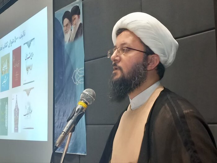 حوزه‌های علمیه با آینده‌نگری در برابر جریان‌های اعتقادی بایستند