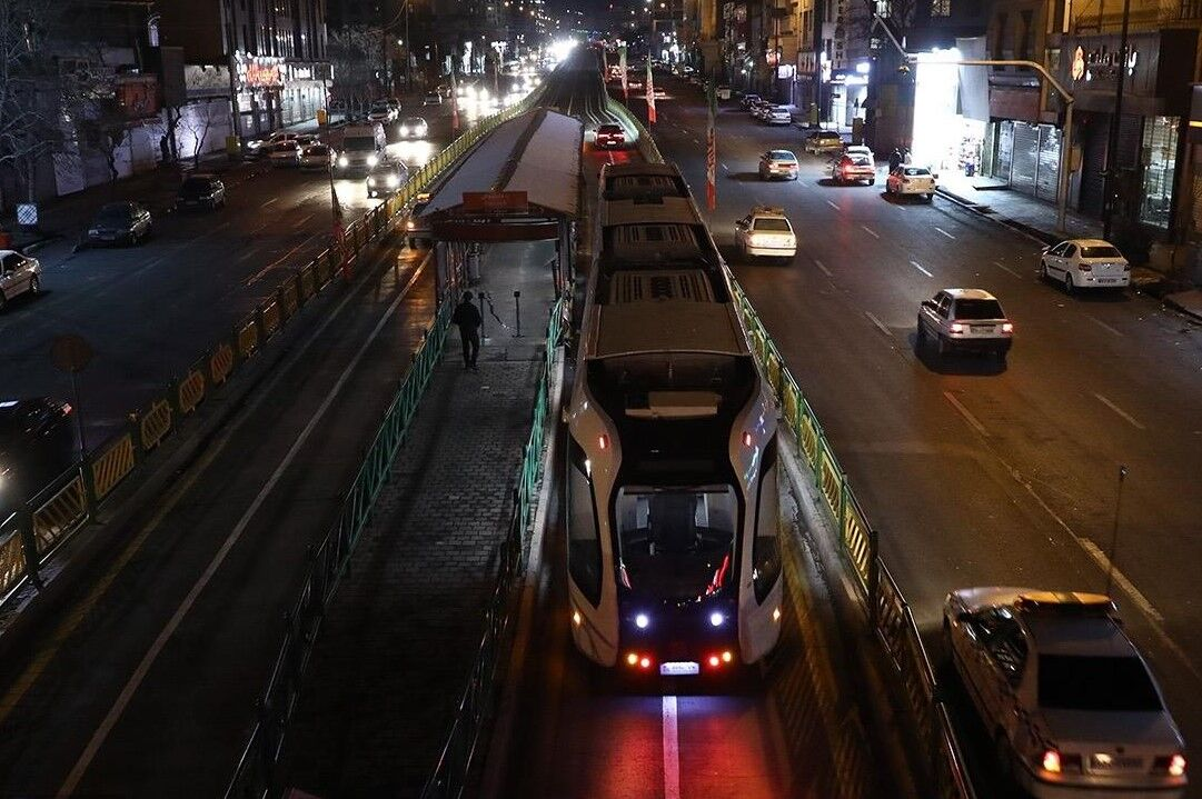 ۲۴ دستگاه تراموا به تهران میآید
