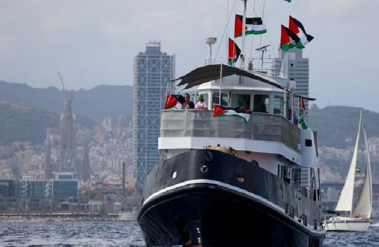 Israel renews threats against Global Sumud Flotilla as humanitarian fleet nears Gaza