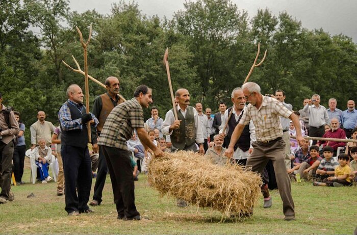 جشن خرمن روستای بردون نور در تقویم گردشگری کشور ثبت شد