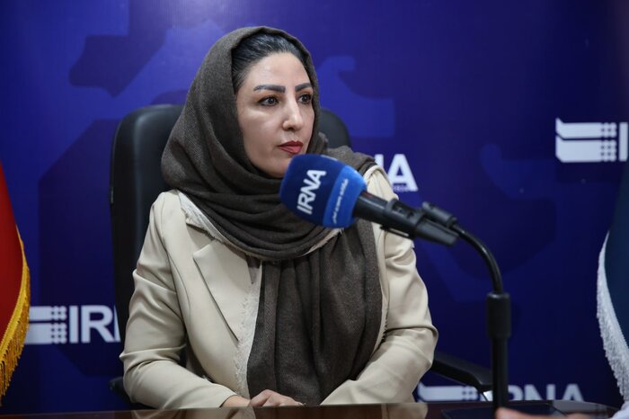 از دار قالی تا خلق ثروت/بانوی کارآفرین کرمانشاهی راز موفقیتش را فاش کرد