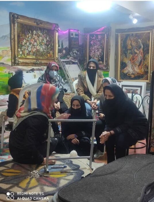 از دار قالی تا خلق ثروت/بانوی کارآفرین کرمانشاهی راز موفقیتش را فاش کرد