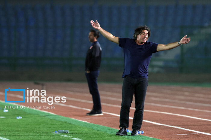 روشن: استقلال را تا این حد ضعیف ندیده بودم/ ساپینتو خجالت بکشد