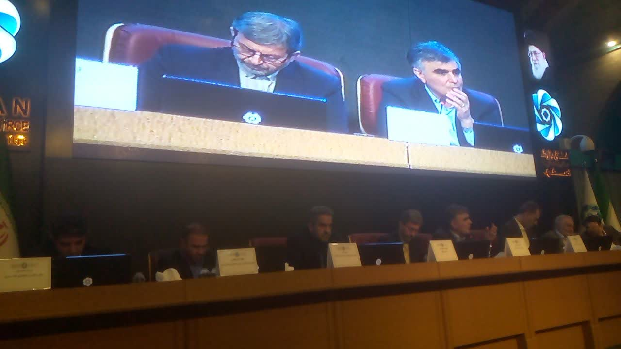 فرزین: نرخ کنونی دلار، نرخ ارز نیست، «نرخ ترس» است