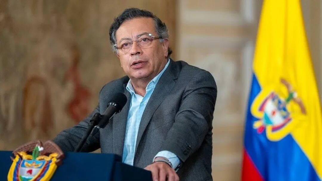 پارلمان کملبیا پیشنهاد تعلیق فعالیت رئیس جمهور این کشور را م