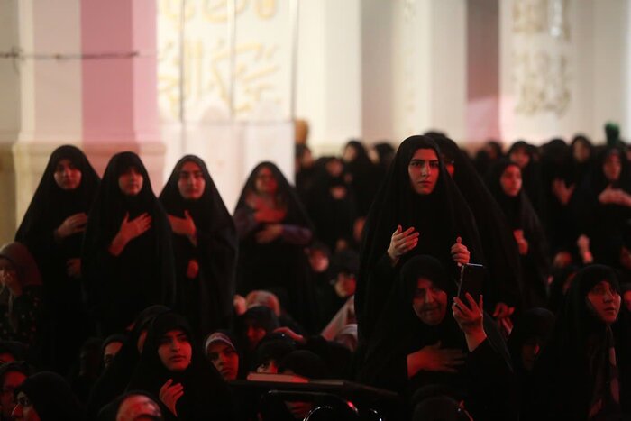 قم غرق در سالروز رحلت حضرت معصومه(س) غرق عزا و ماتم شد