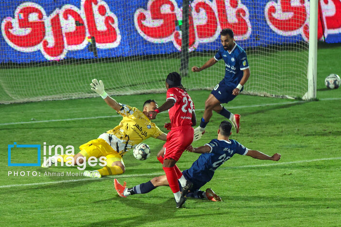 علیپور، تک و تنها؛ پرسپولیس با هاشمیان معمولیتر از همیشه!