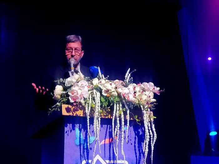 استاندار: اصفهان میتواند راه ابریشم سینمای کودک را به جهان معرفی کند