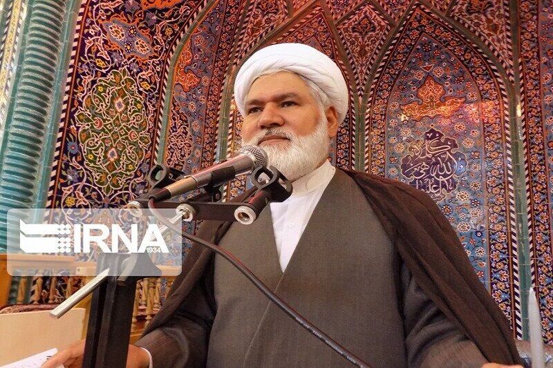 امام جمعه خاش: اتکا به تولید ملی بهترین راه مقابله با تهدیدهای دشمن است ...