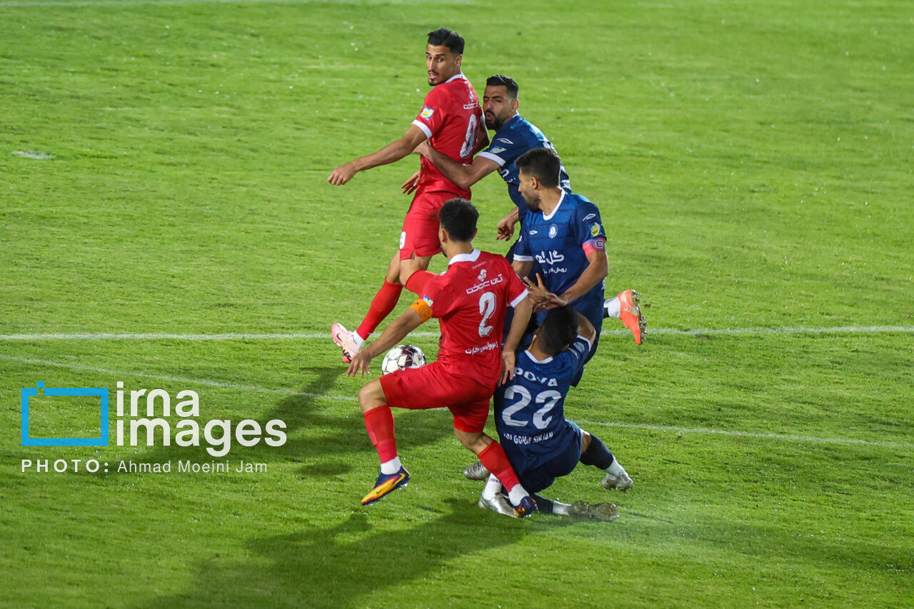 علیپور، تک و تنها؛ پرسپولیس با هاشمیان معمولی‌تر از همیشه!