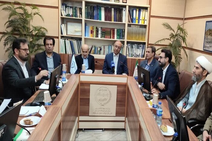 استاندار: ایجاد پایانه تخصصی صادرات آبزیان در استان کرمانشاه ضروری است