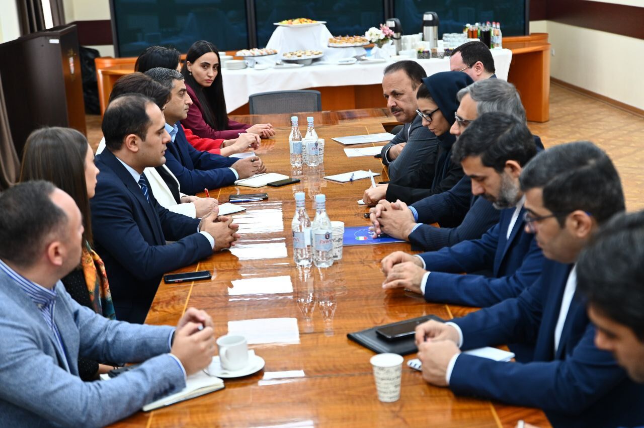 اتفاق تعاون بين وكالة "إرنا" ومعهد أوربيلي الأرميني في مجال الأخبار والبحوث الإخبارية اتفاق تعاون بين وكالة "إرنا" ومعهد أوربيلي الأرميني في مجال الأخبار والبحوث الإخبارية