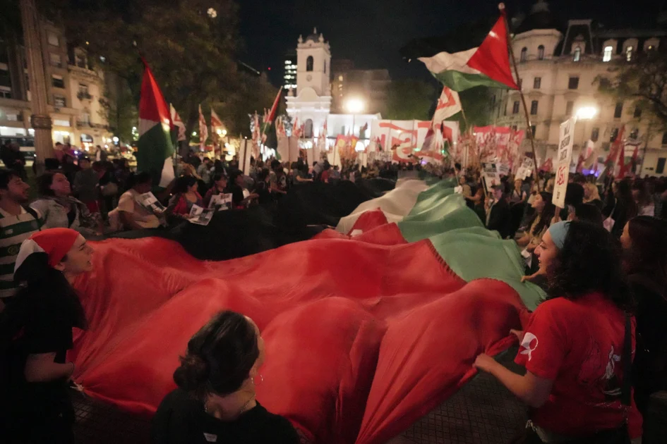اعتراض جهانی به توقیف کاروان «الصمود»؛ روایت تصویری از خروش حامیان فلسطین