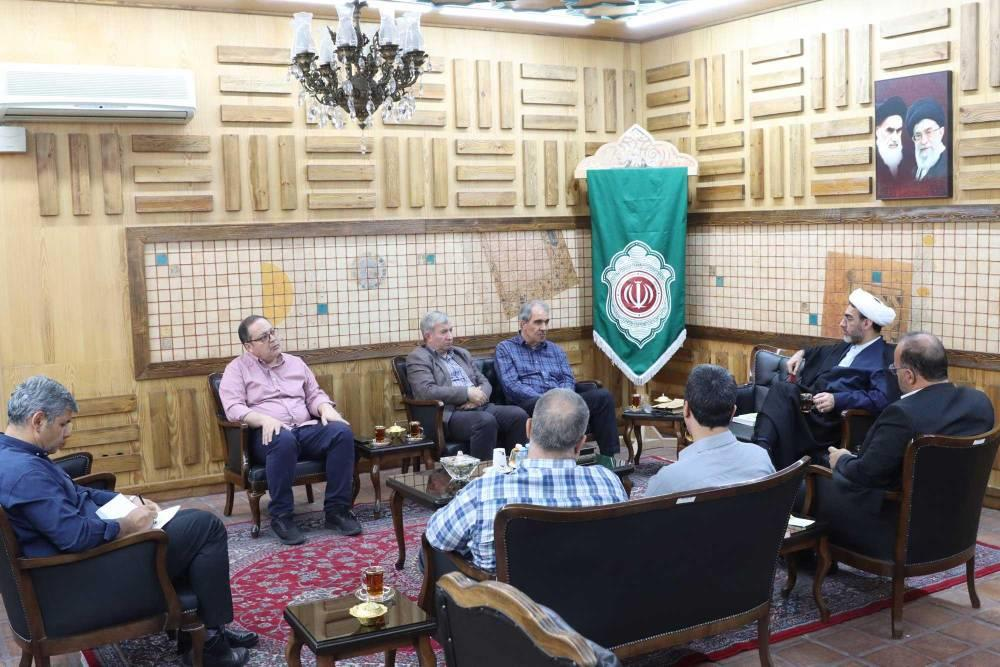 مدیرکل ارشاد استان تهران بر حمایت از ناشران و سامان‌دهی بازار کاغذ تاکید کرد