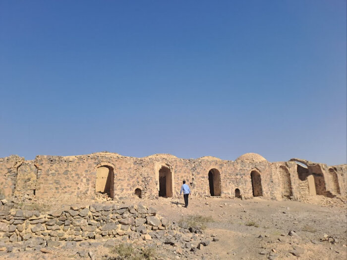 پایش میدانی آثار تاریخی قم در پی احساس زمین‌لرزه اخیر