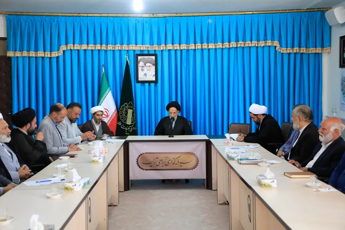 امام جمعه بیرجند: دشمن در برابر ملتهای آگاه و مقاوم هیچ توانایی ندارد امام جمعه بیرجند: دشمن در برابر ملتهای آگاه و مقاوم هیچ توانایی ندارد