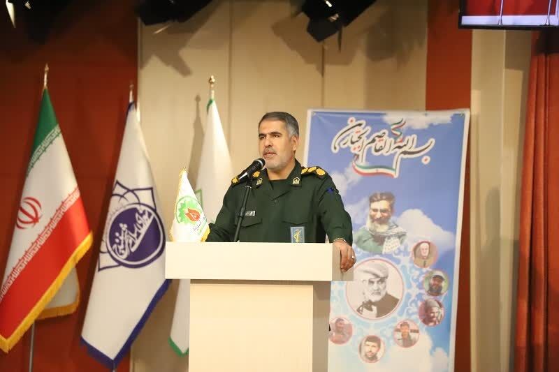 خدمت به خانواده شهدا افتخار مسئولان است، نه منت