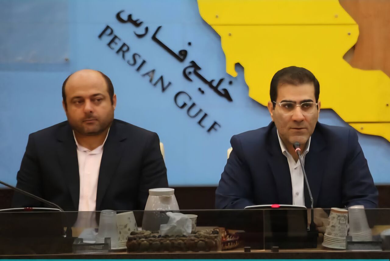 معاون ستاندار بوشهر: عبور از دوقطبیسازی جزو الزامات بالندگی جامعه است معاون ستاندار بوشهر: عبور از دوقطبیسازی جزو الزامات بالندگی جامعه است