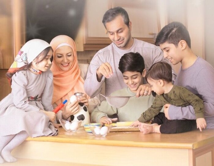 موبایل؛ همدم همیشگی یا رقیب خانواده؟