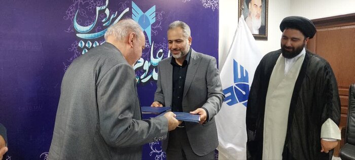 نذورات بقاع متبرکه تهران ۴۰۰ میلیارد تومان است؛ امضای تفاهم‌نامه با دانشگاه آزاد پردیس