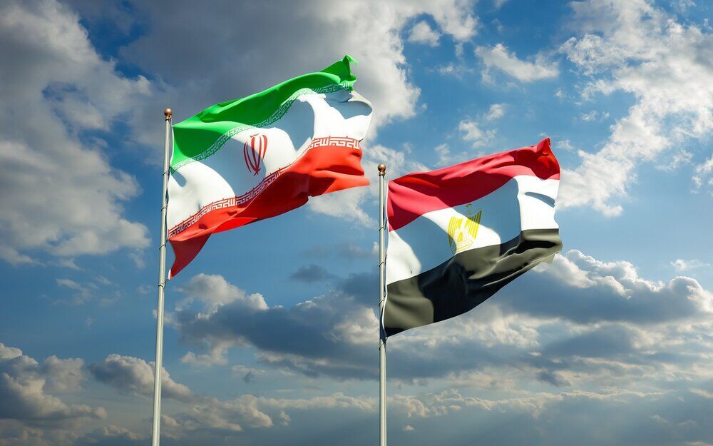 وزيرا الثقافة الإيراني والمصري يؤكدان تطوير التعاون الثنائي وزيرا الثقافة الإيراني والمصري يؤكدان تطوير التعاون الثنائي