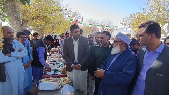 جشنواره روستاییان و عشایر خاش؛ فرصتی برای پاسداشت سنتهای مردم بلوچ جشنواره روستاییان و عشایر خاش؛ فرصتی برای پاسداشت سنتهای مردم بلوچ