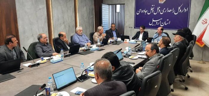 معاون راهداری استان اردبیل: ایجاد سالن اعلام بار پایانه سیمان منوط به نظر رانندگان است