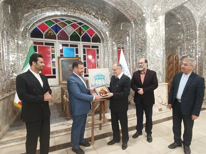 ملت‌ها با مفاخر خود زیست می‌کنند؛ خطر افسانه‌شدن مفاخر برای نسل نو