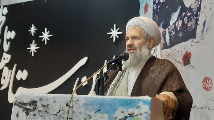 فرمانده سپاه عاشورا: آمریکا برای نجات اسرائیل تلاش می کند