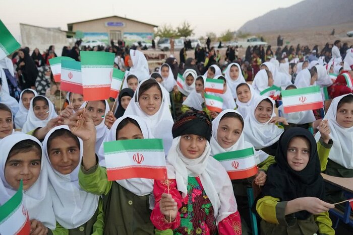 افتتاح آموزشگاه ۶ کلاسه ابتدایی در زیرکوه با حضور وزیر آموزش و پرورش