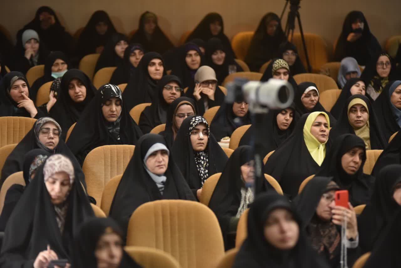 بانوان، همیار پلیس از خانه تا جامعه