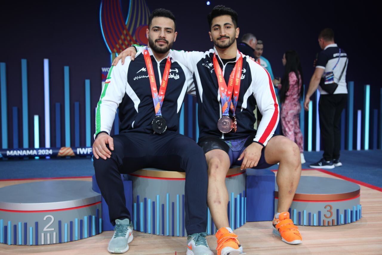 ميدالية ذهبية واخريان فضيتان لايران في وزن 94 كغم ببطولة العالم لرفع الاثقال ميدالية ذهبية واخريان فضيتان لايران في وزن 94 كغم ببطولة العالم لرفع الاثقال