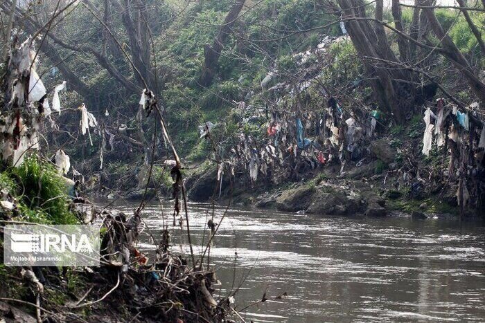 زحم معدنکاوی بر بستر رودخانه چالوس