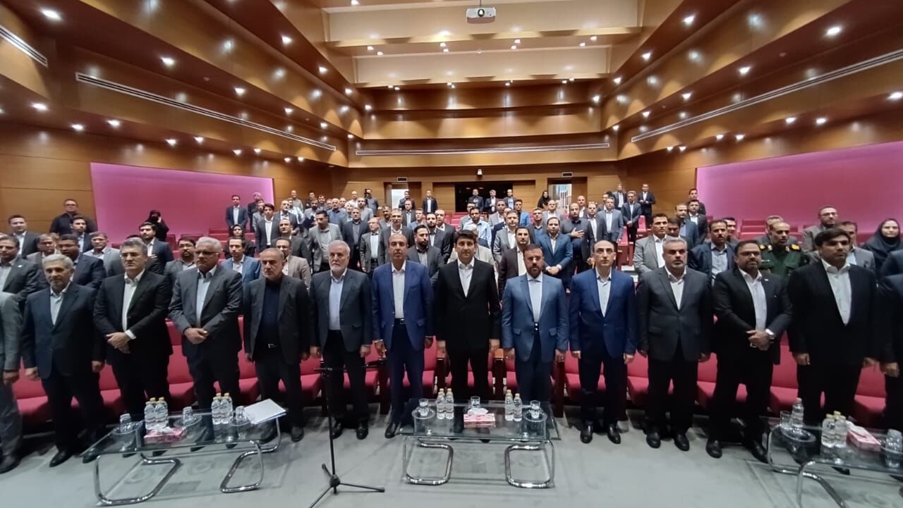 ۱۵۵۵ پروژه های ارتباطی فارس با اعتبار 4 تریلیون ریال افتتاح شد