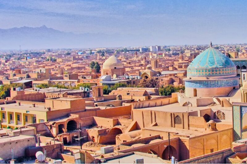 شب‌نگاه ایرنا یزد؛ پیام استاندار تا معرفی حریفان تیم ساحلی چادرملو در لیگ کشور