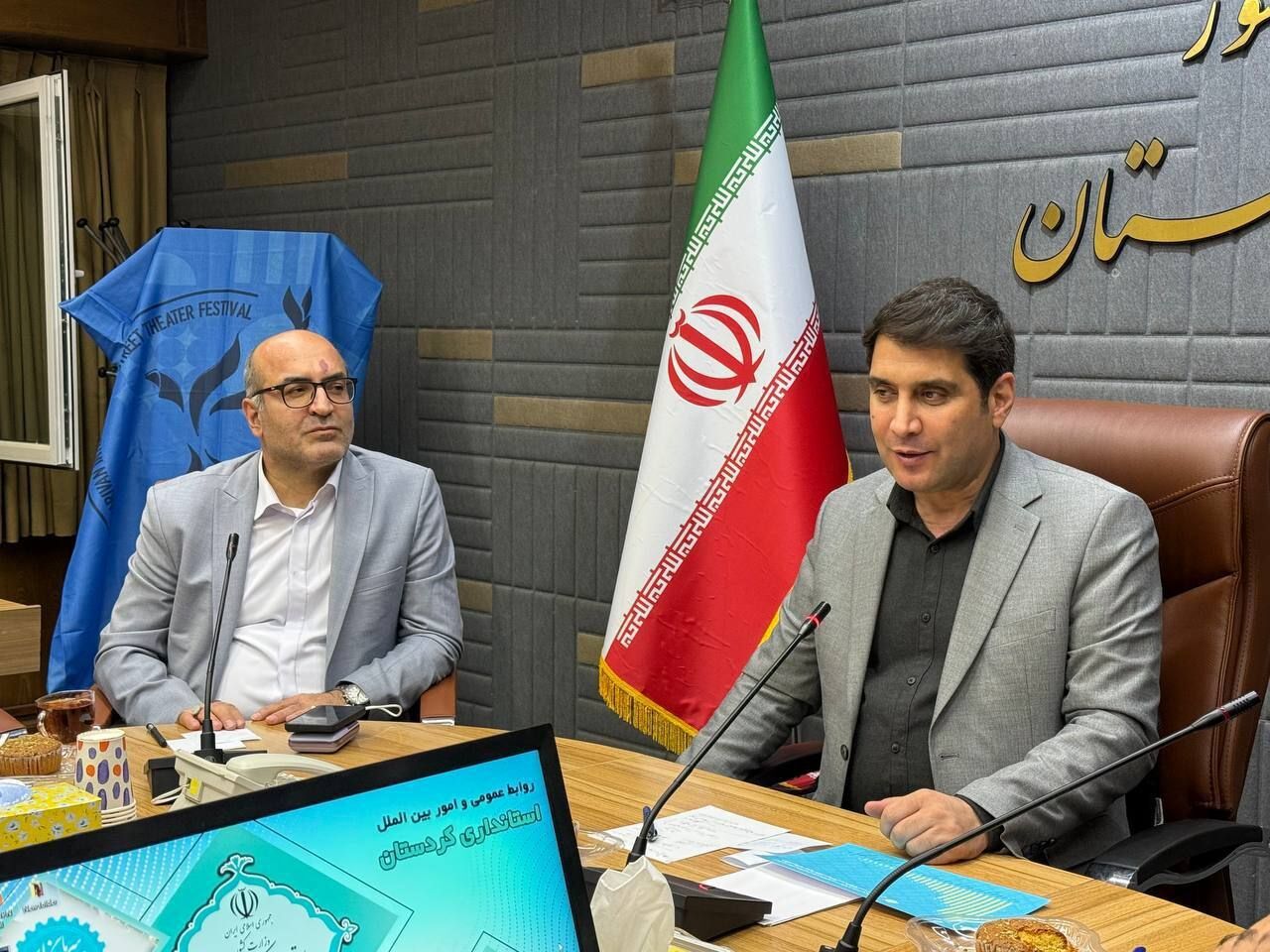 استاندار کردستان: تئاتر خیابانی مریوان منظم و هدفمند برگزار شود